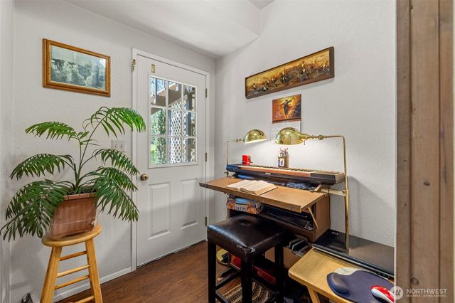 12472 Eagle Drive, Burlington, WA 98233