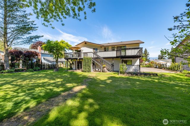 12472 Eagle Drive, Burlington, WA 98233