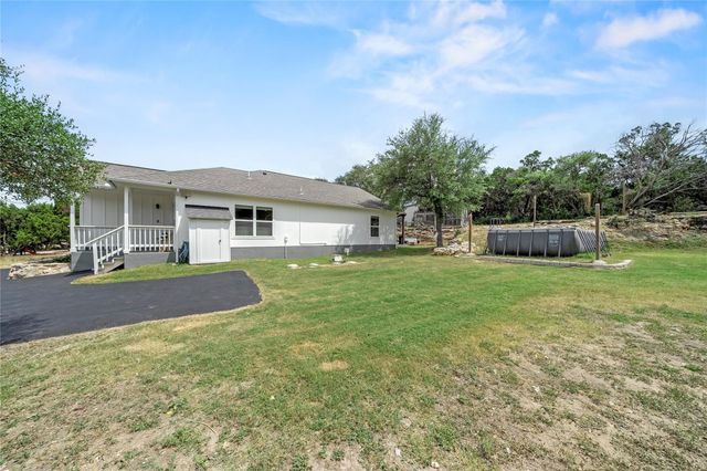 1110 Twin Deer LN, Canyon Lake, TX 78133