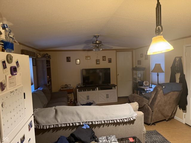 5075 Van Bibber Lake Estate, Greencastle, IN 46135