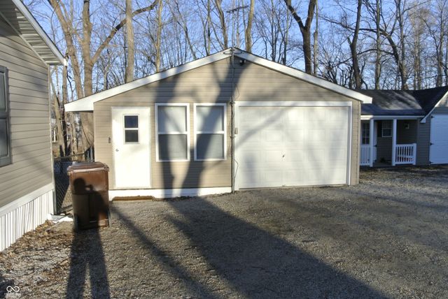 5075 Van Bibber Lake, Greencastle, IN 46135