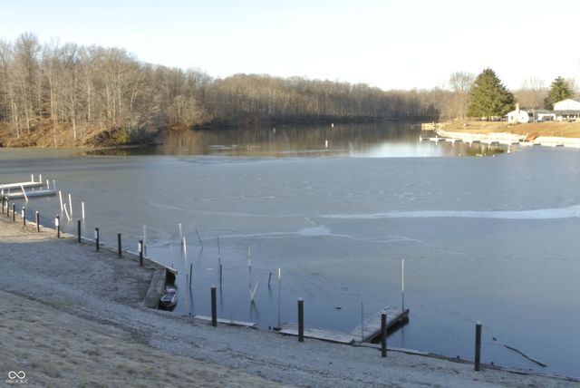 5075 Van Bibber Lake, Greencastle, IN 46135