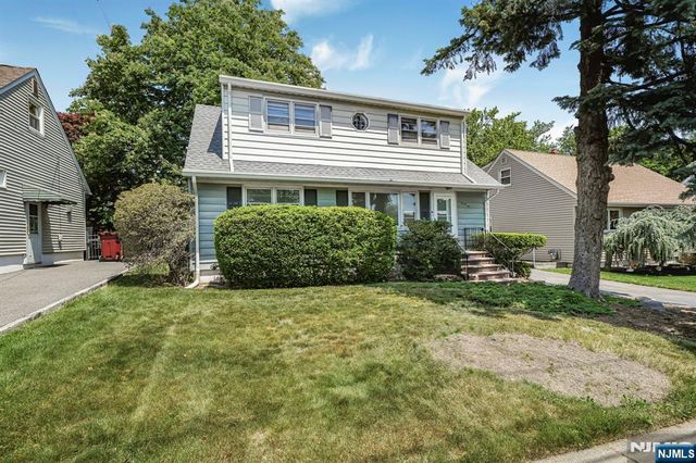 26 Briar Lane, Nutley, NJ 07110