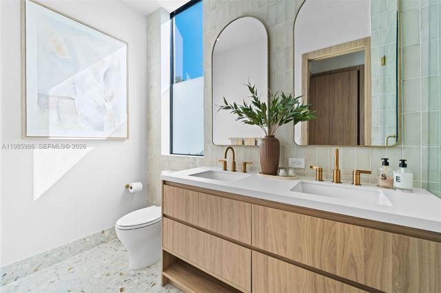 8625 NE 10th Ave, Miami, FL 33138