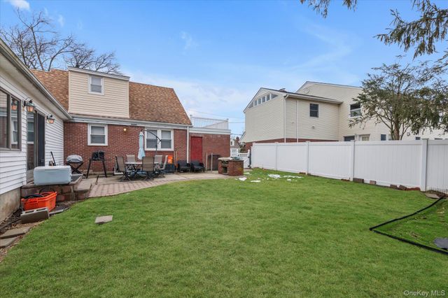 227 Concord Avenue, West Hempstead, NY 11552