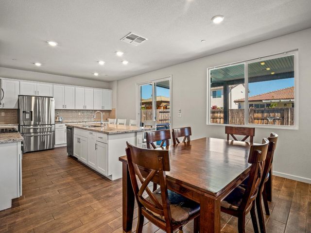 3048 Lemonade Lane, Roseville, CA 95747