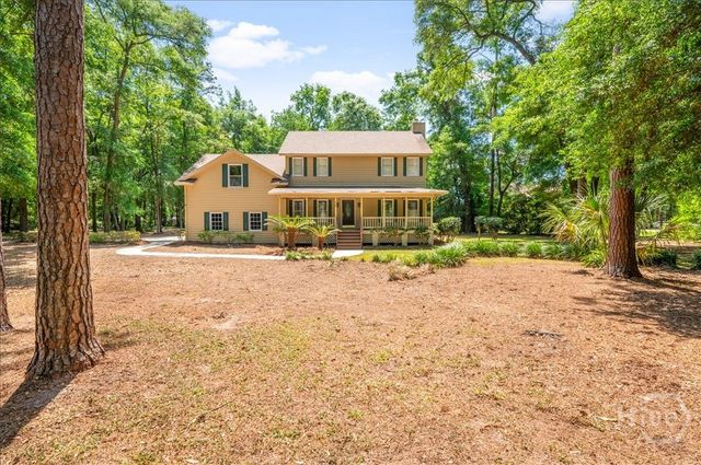 18 Passaic Drive, Richmond Hill, GA 31324