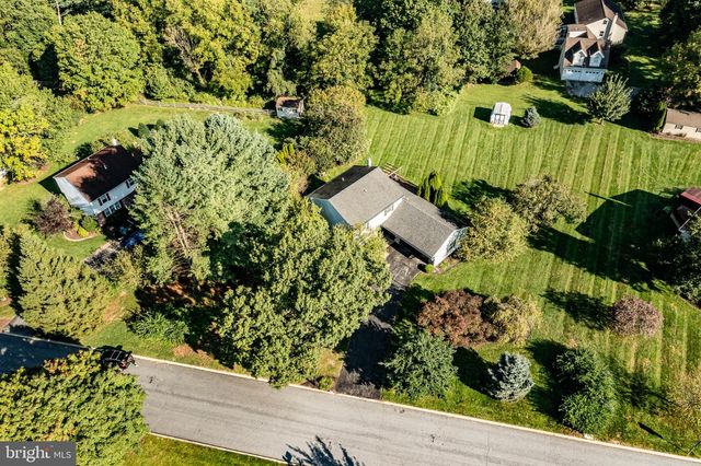 103 WYNNEWOOD DR, Coatesville, PA 19320
