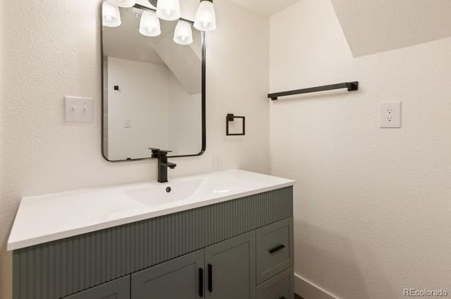 1005 W Lorraine Avenue, Woodland Park, CO 80863