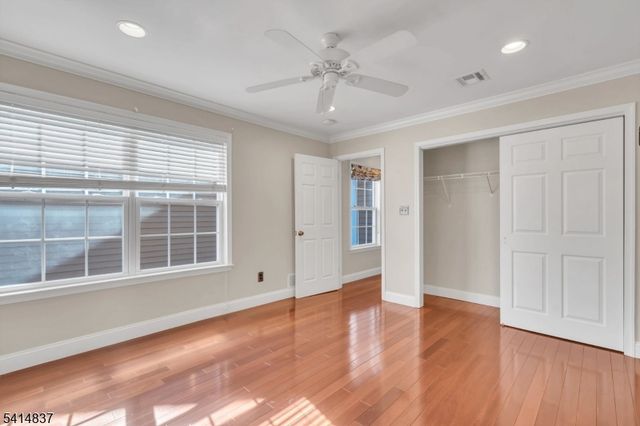 5 Hunter Rd, North Haledon Boro, NJ 07508