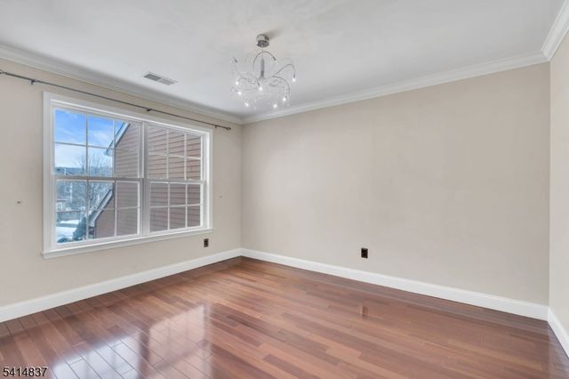 5 Hunter Rd, North Haledon Boro, NJ 07508