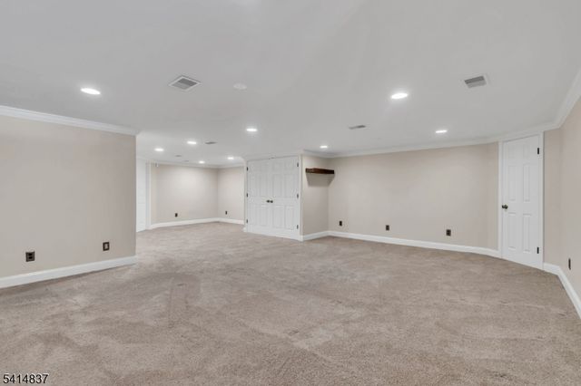 5 Hunter Rd, North Haledon Boro, NJ 07508