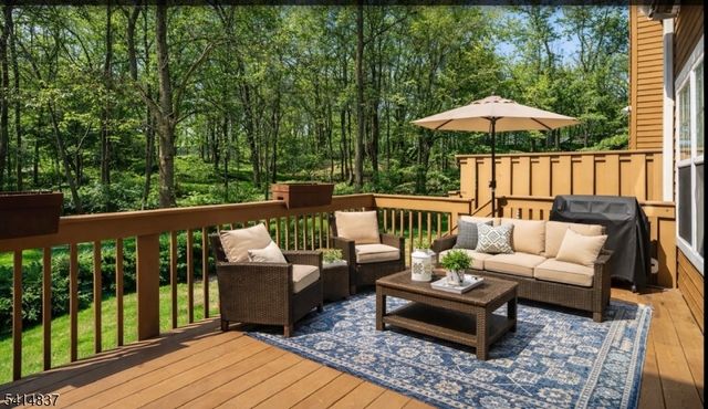 5 Hunter Rd, North Haledon Boro, NJ 07508