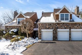 5 Hunter Rd, North Haledon Boro, NJ 07508