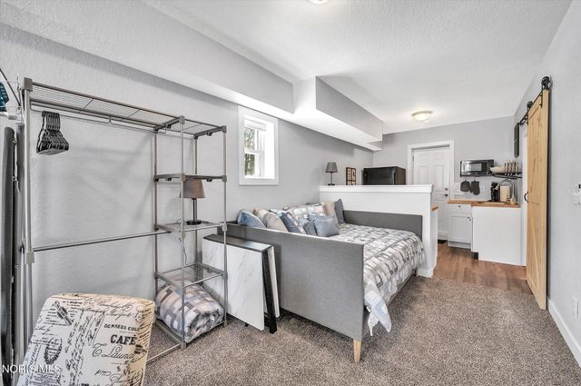 825 Underwood Avenue, Toledo, OH 43607