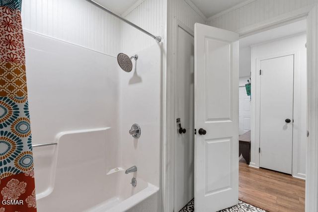 514 Butler Branch Road, Gatlinburg, TN 37738