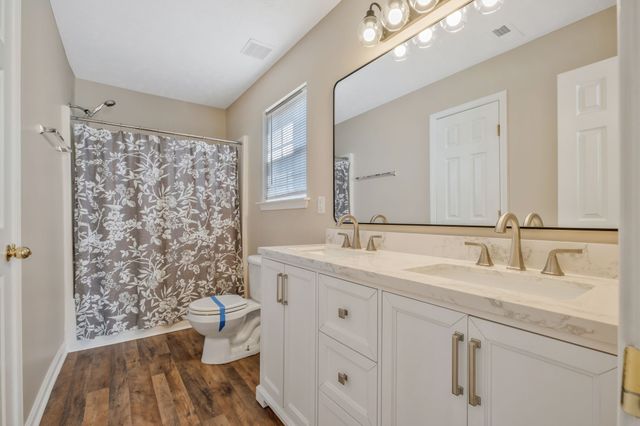 517 Wildwood Dr, Smyrna, TN 37167