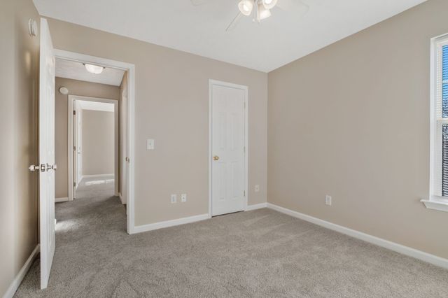 517 Wildwood Dr, Smyrna, TN 37167