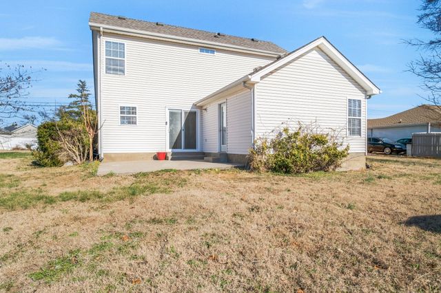 517 Wildwood Dr, Smyrna, TN 37167