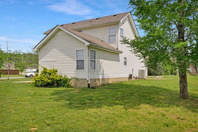 517 Wildwood Dr, Smyrna, TN 37167