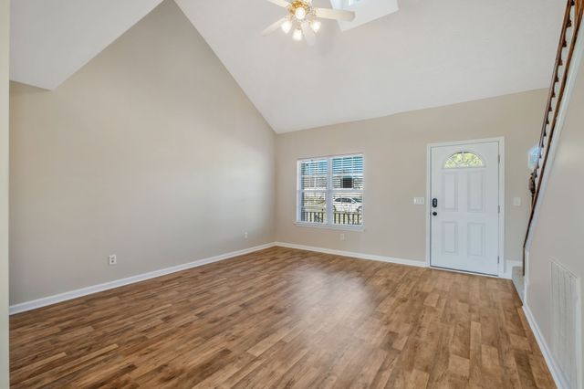 517 Wildwood Dr, Smyrna, TN 37167