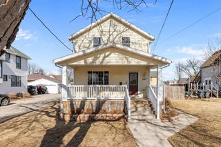 207 W FOREST AVENUE, Neenah, WI 54956