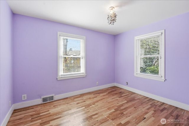 3803 42nd Avenue S, Seattle, WA 98118