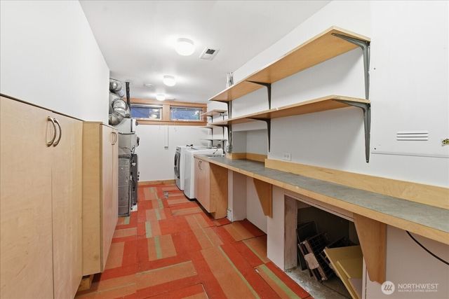 3803 42nd Avenue S, Seattle, WA 98118