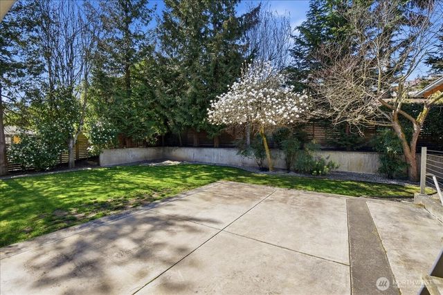 3803 42nd Avenue S, Seattle, WA 98118