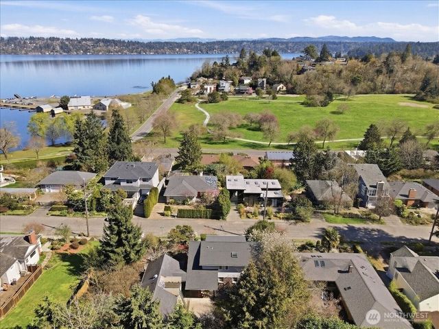 3803 42nd Avenue S, Seattle, WA 98118