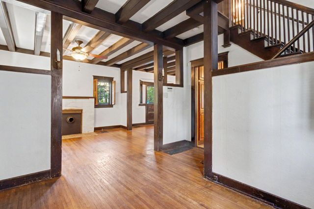 52 Crestview Road, Columbus, OH 43202