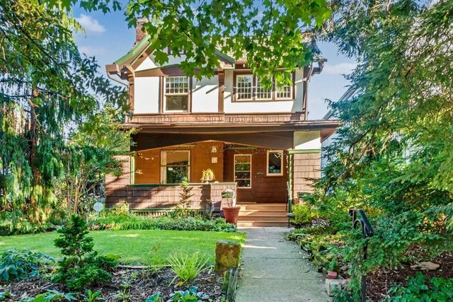 52 Crestview Road, Columbus, OH 43202