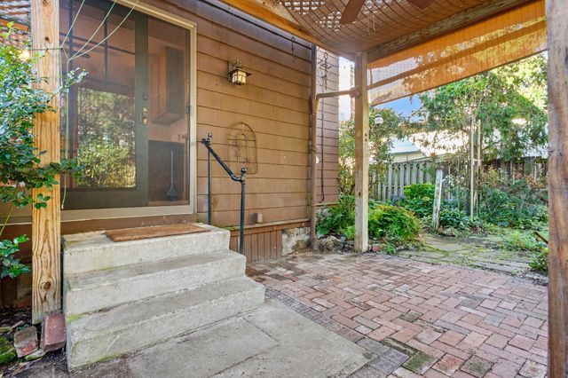 52 Crestview Road, Columbus, OH 43202