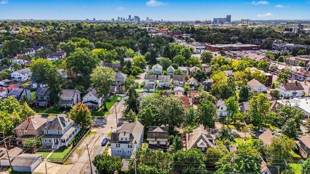 52 Crestview Road, Columbus, OH 43202