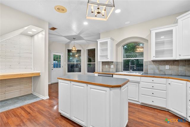 2105 Grizzly Trail, Harker Heights, TX 76548