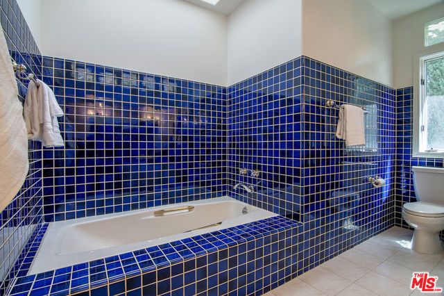 17952 Karen Drive, Encino (los Angeles), CA 91316