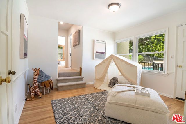 17952 Karen Drive, Encino (los Angeles), CA 91316