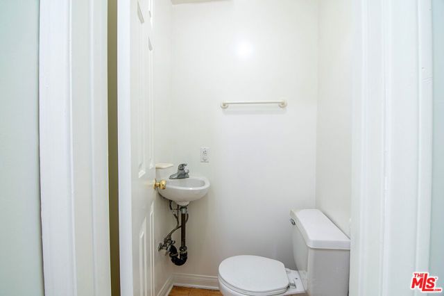 17952 Karen Drive, Encino (los Angeles), CA 91316
