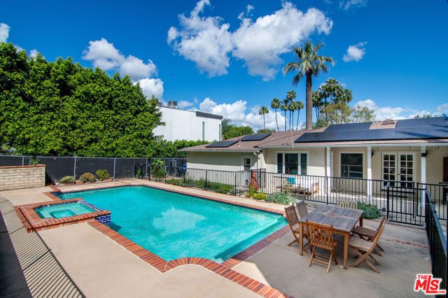 17952 Karen Drive, Encino (los Angeles), CA 91316