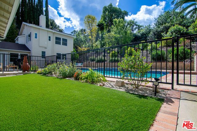 17952 Karen Drive, Encino (los Angeles), CA 91316