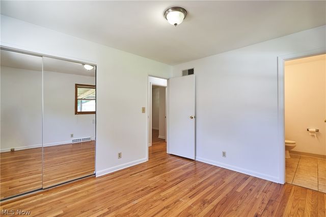 1056 Endicott Drive, Akron, OH 44313