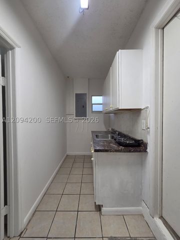 9801 SW 13th Ct 9801, Pembroke Pines, FL 33025