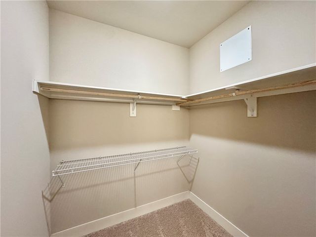 921 NE Heights Lane, Bentonville, AR 72712