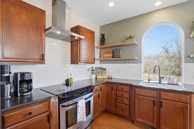 2307 REDMOND CT, Columbia, MO 65203