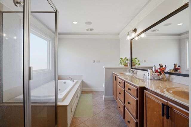 2307 REDMOND CT, Columbia, MO 65203