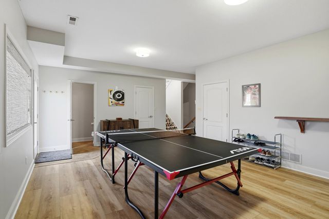 2307 REDMOND CT, Columbia, MO 65203