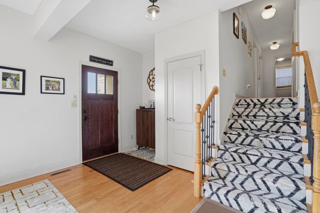 2307 REDMOND CT, Columbia, MO 65203