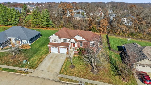 2307 REDMOND CT, Columbia, MO 65203