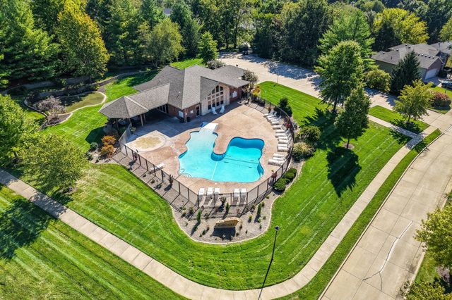 2307 REDMOND CT, Columbia, MO 65203