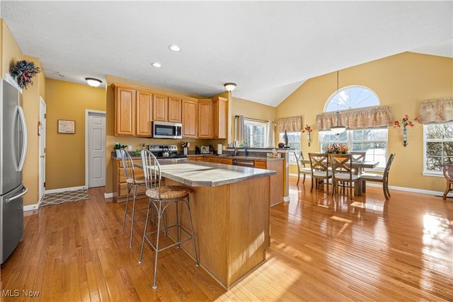 4051 Turnberry Drive, Medina, OH 44256